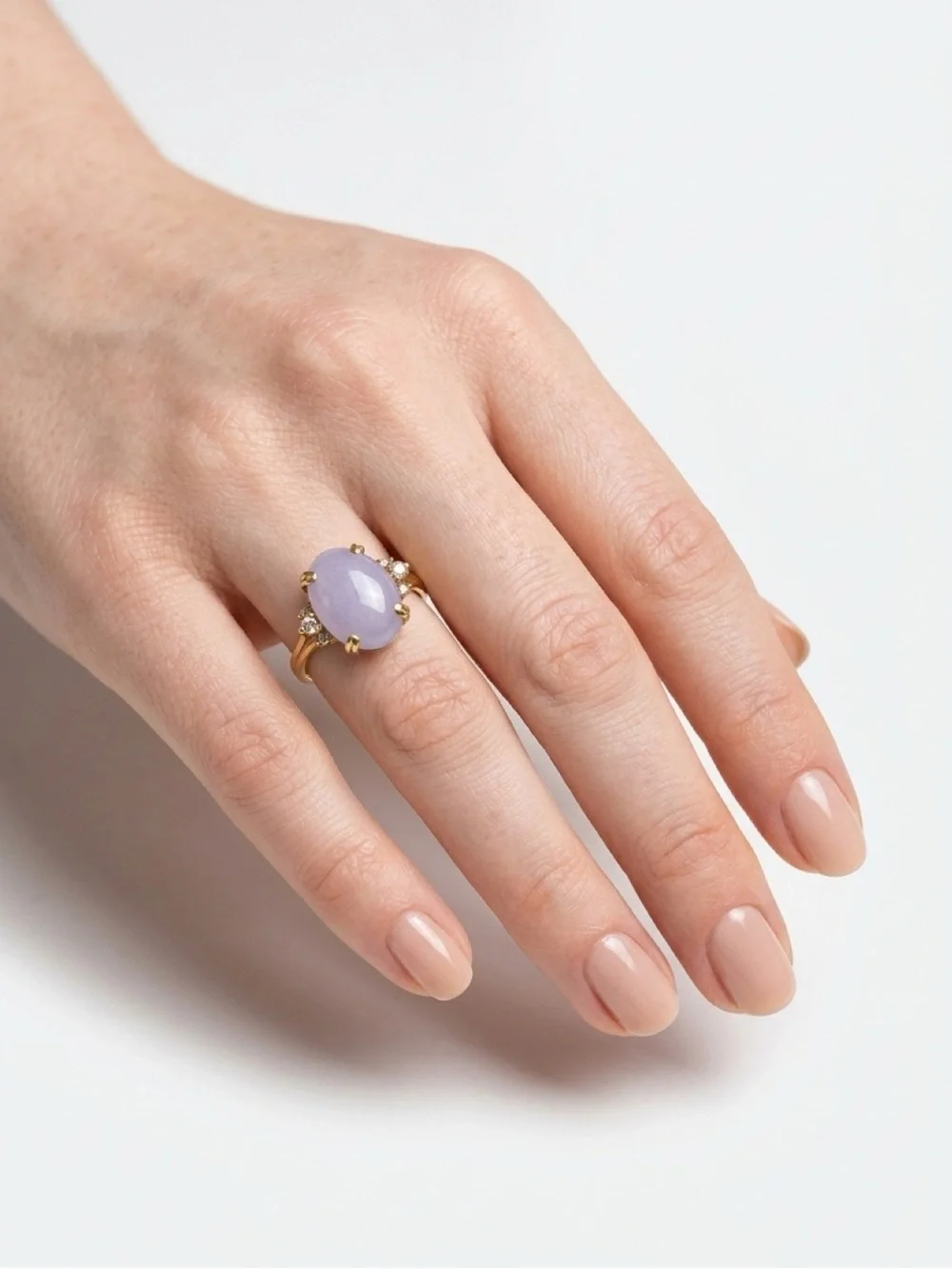 14k Gold Ring with Lavender Jade Cabochon and Diamonds. Size 8